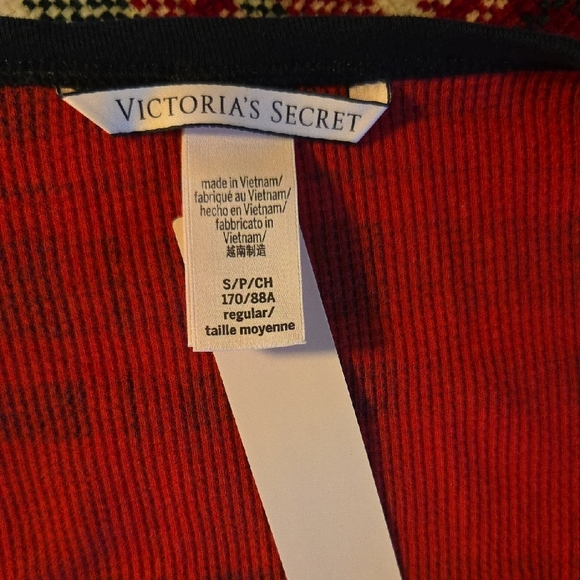 Victoria's Secret Red and Black Plaid Pajama Set - Picture 2 of 10